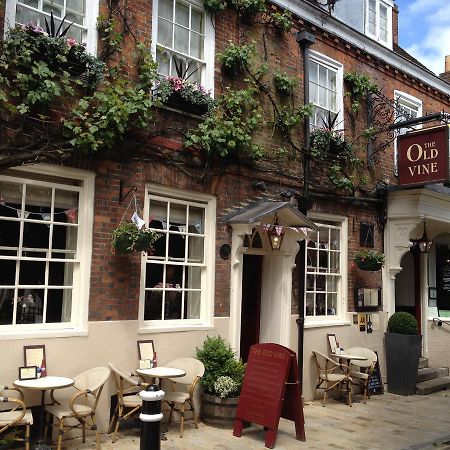 The Old Vine Hotel Winchester Buitenkant foto