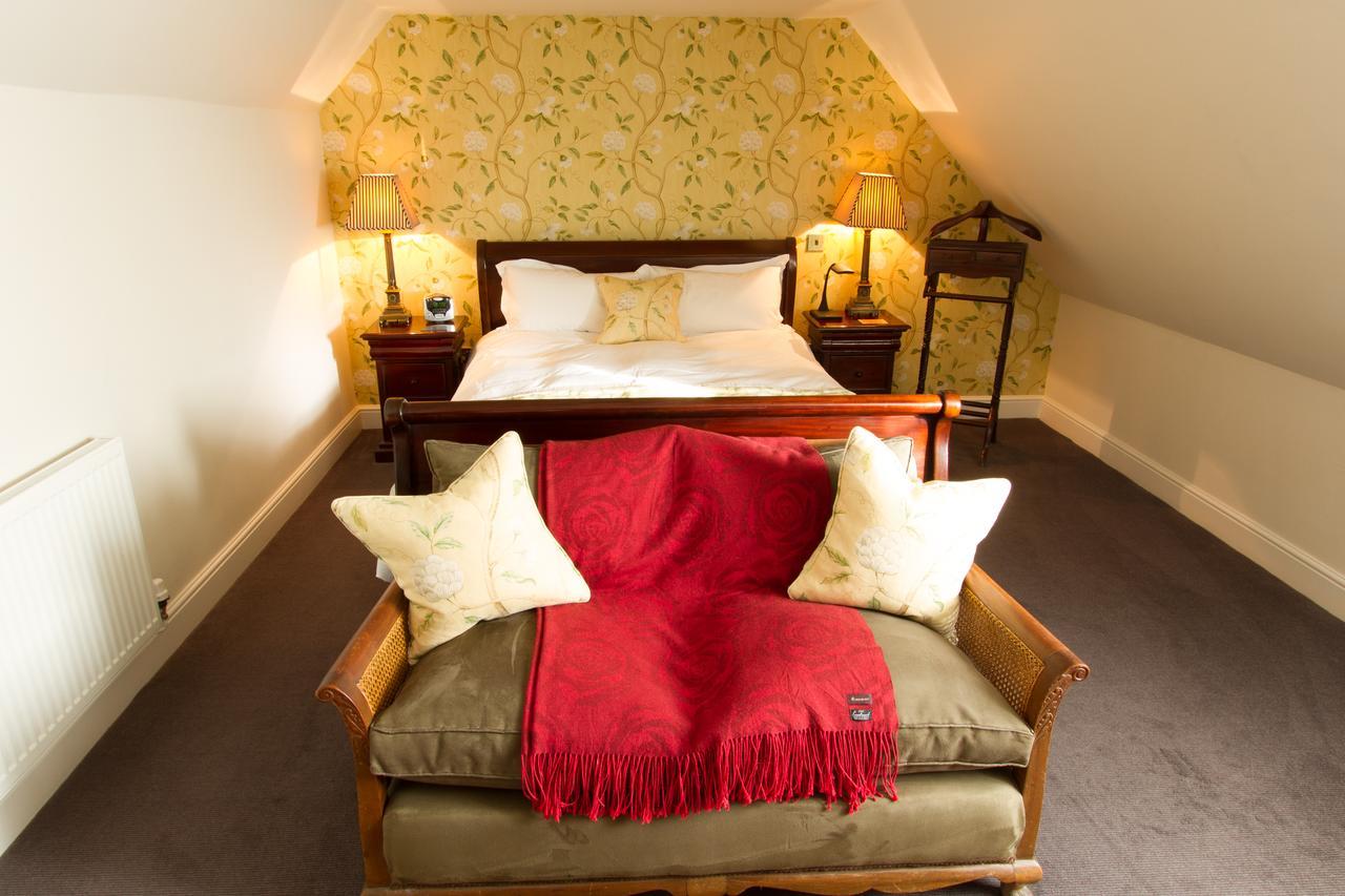 The Old Vine Hotel Winchester Buitenkant foto