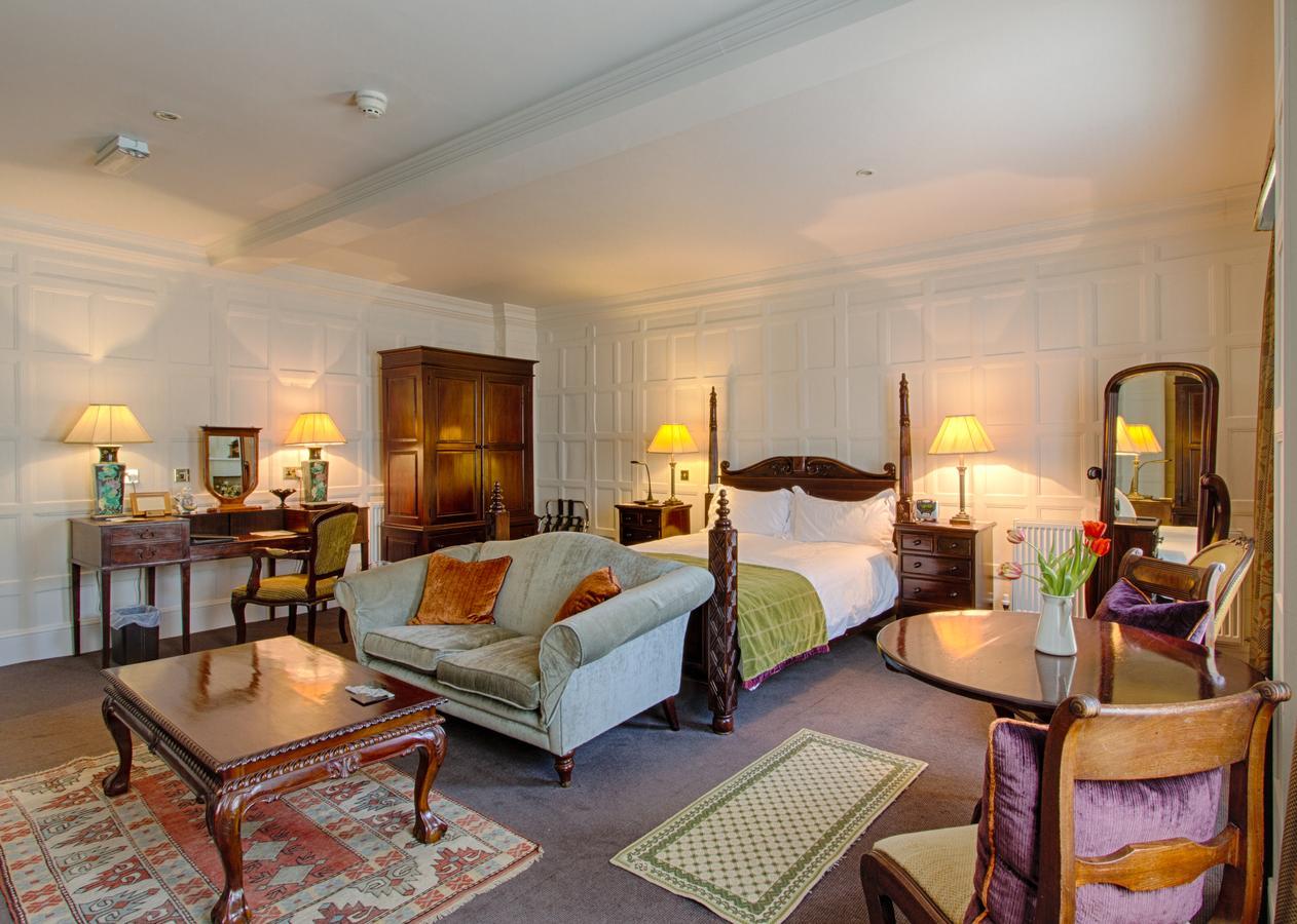 The Old Vine Hotel Winchester Buitenkant foto