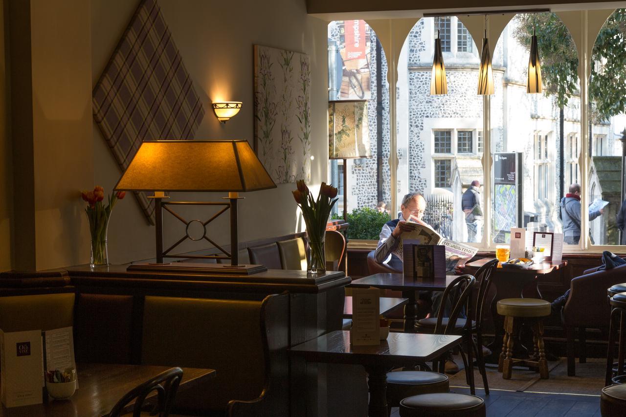 The Old Vine Hotel Winchester Buitenkant foto