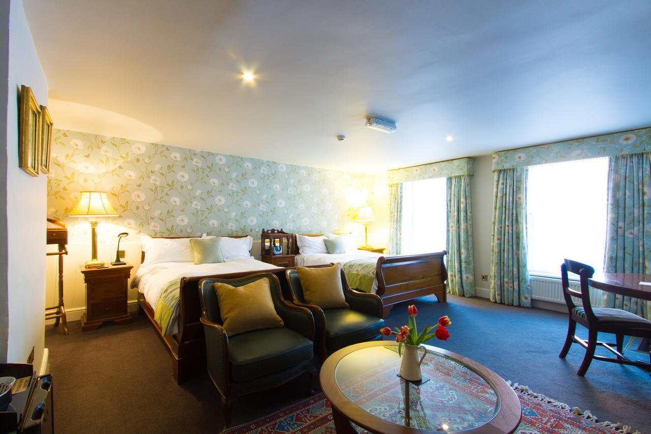 The Old Vine Hotel Winchester Buitenkant foto
