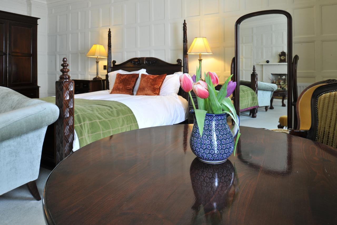 The Old Vine Hotel Winchester Buitenkant foto