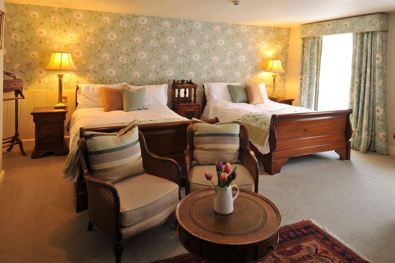 The Old Vine Hotel Winchester Buitenkant foto