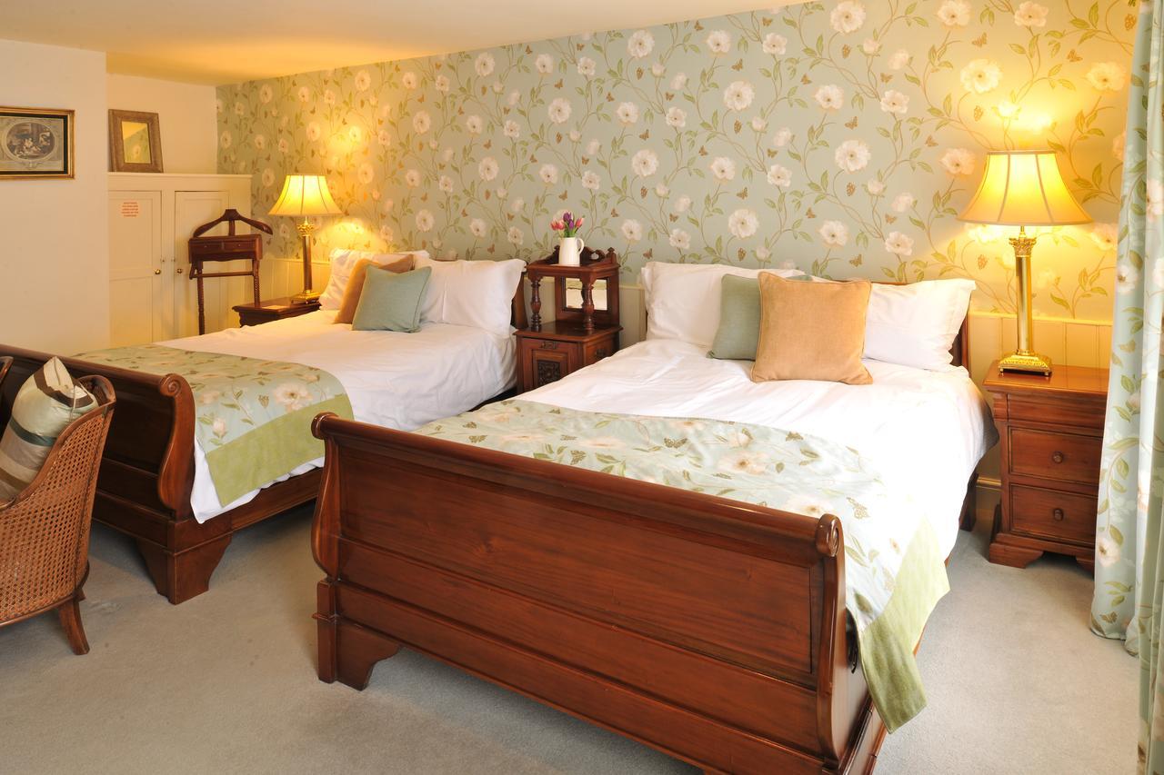 The Old Vine Hotel Winchester Buitenkant foto