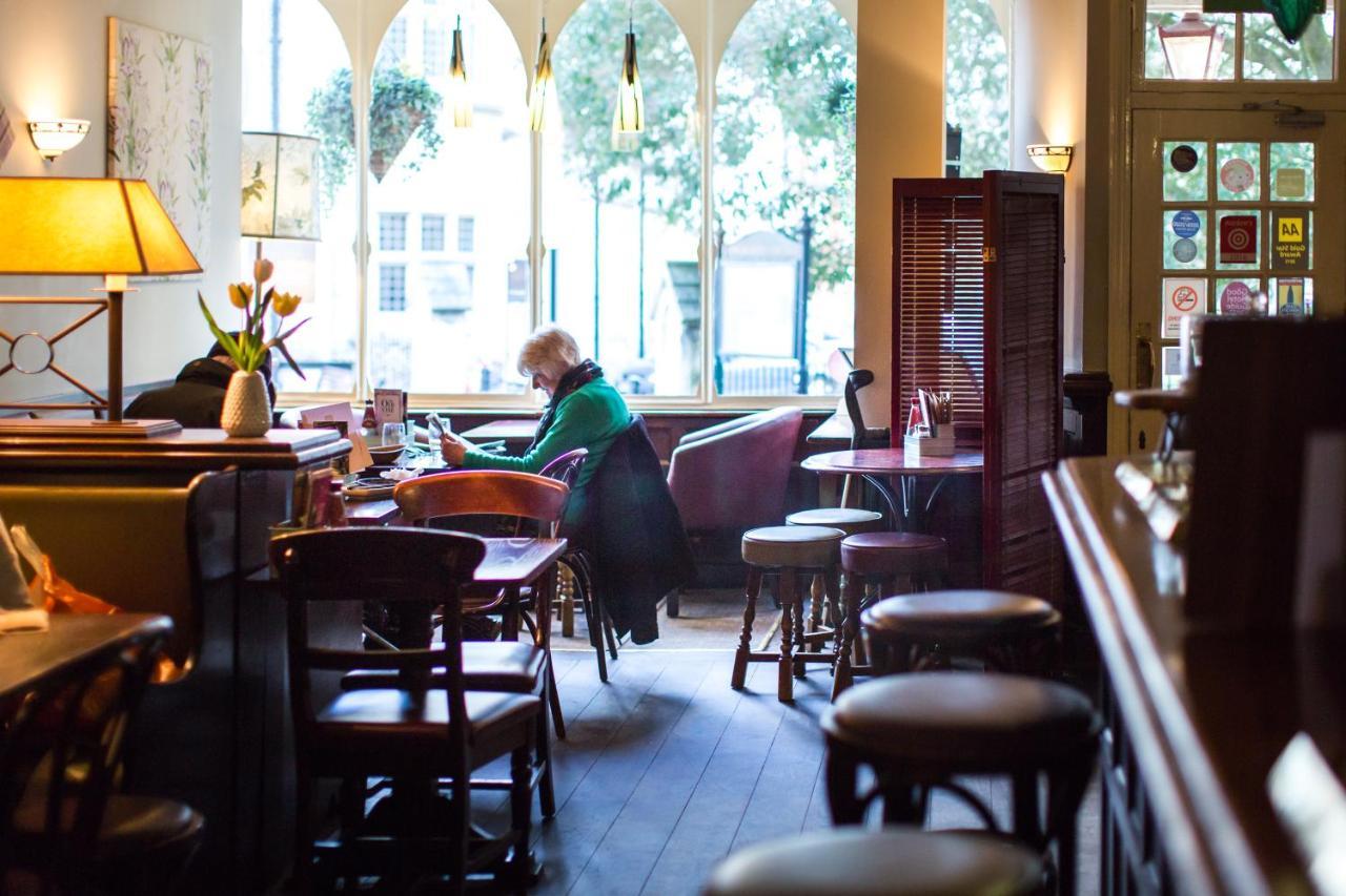 The Old Vine Hotel Winchester Buitenkant foto